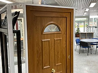 Kunststof voordeur - afbeelding 1 van  3