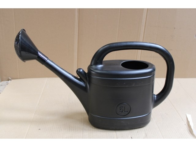 Kunststof watergieter zwart 5l - afbeelding 1 van  1