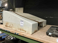 Kunststof watertank - afbeelding 1 van  3