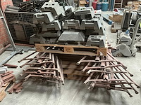 Kunststoffen bouwhekvoet (11x) + steunen (7x) - afbeelding 8 van  8