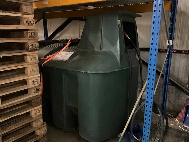 Kunststoffen brandstoftank - afbeelding 1 van  10