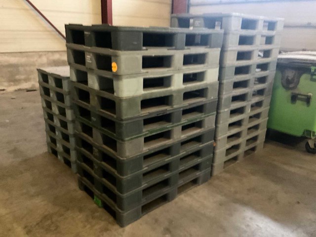 Kunststoffen paletten/pallets corman (37x) - afbeelding 2 van  7