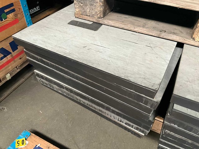 Kunststoffen tegels (170x) - afbeelding 4 van  7