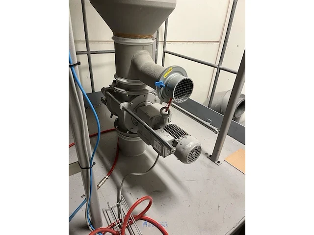 Kunststofgranulator rapid g500-60kub met transportband en metaaldetector - afbeelding 18 van  51