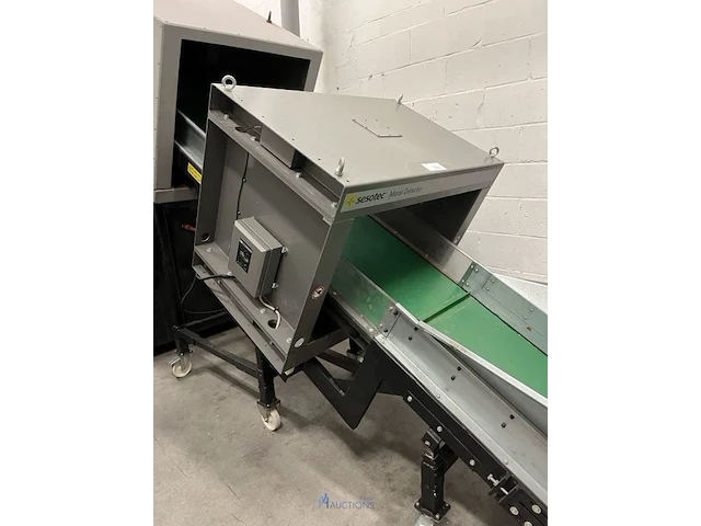 Kunststofgranulator rapid g500-60kub met transportband en metaaldetector - afbeelding 51 van  51