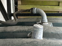 Kunststoftank bundman met afgedraaide olie - afbeelding 4 van  6