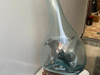 Kunstwerk teakwortel met geblazen glas - afbeelding 3 van  3