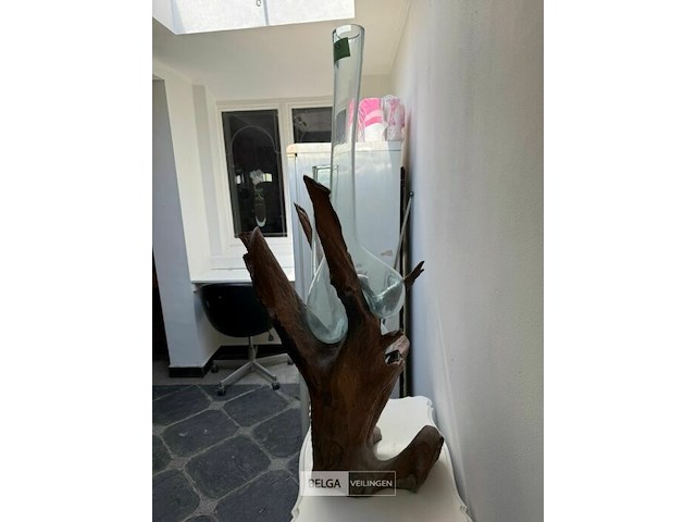 Kunstwerk teakwortel met geblazen glas - afbeelding 3 van  3