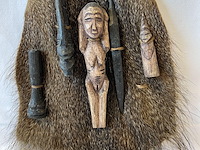 Kunstwerkjes op dierenvelletje - afbeelding 1 van  2