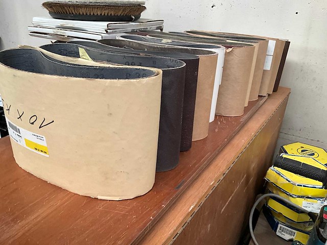 Kunzle & tasin taurus bandschuurmachine vloer - afbeelding 10 van  10