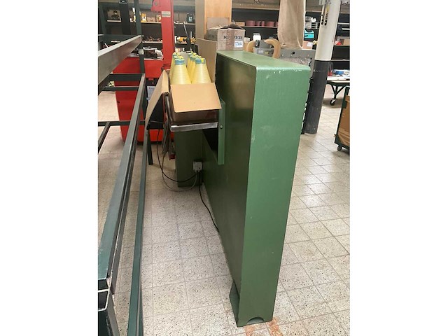 Kuper fineerzaagmachine - afbeelding 10 van  12