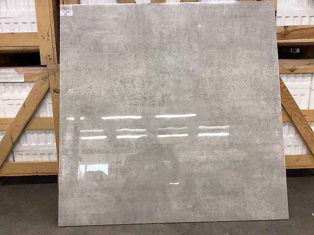 Kutahya alaska grey gepolijst 120x120 cm tegel 115,2 m² - afbeelding 2 van  4