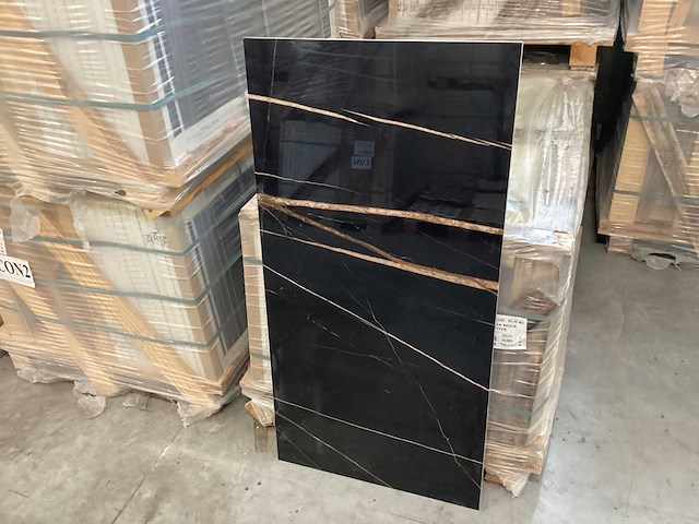 Kutahya nox black gepolijst 60x120 cm tegel 60,48 m² - afbeelding 8 van  13