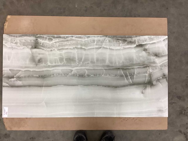 Kutahya opal grey gepolijst 60x120 cm tegel 28,08 m² - afbeelding 8 van  10