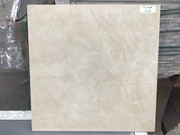 Kutahya pulpis ivory gepolijst vloertegel 60x60 cm 108 m²