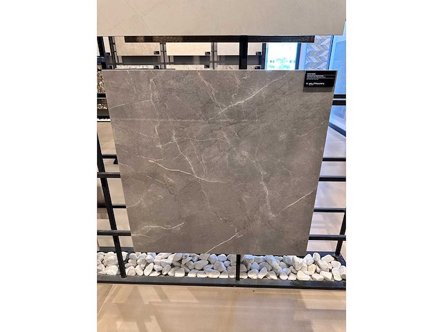 Kutahya royal pulpis grijs gepolijst vloertegel 80x80 cm 122,88 m² - afbeelding 4 van  5