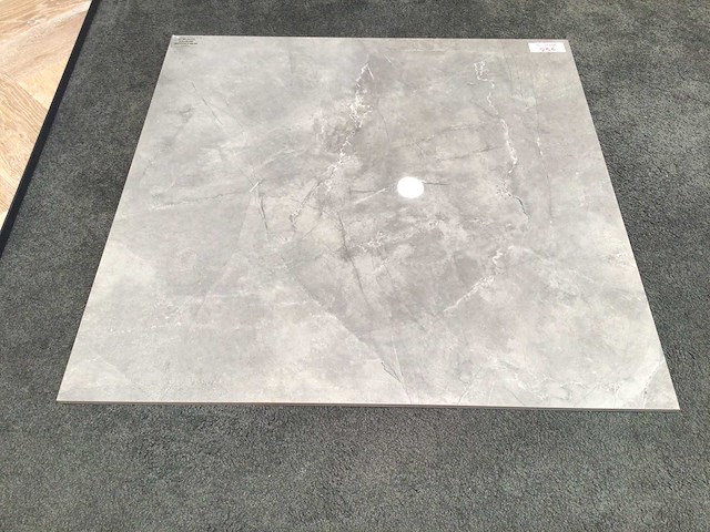 Kutahya royal pulpis grijs gepolijst vloertegel 80x80 cm 184,32 m² - afbeelding 5 van  5