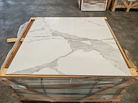 Kutahya statu gepolijst 120x120 cm tegel 57,6 m² - afbeelding 1 van  4
