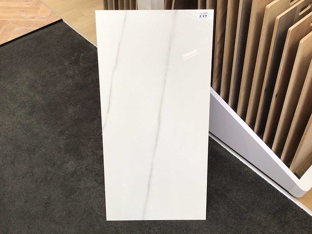 Kutahya statuario gepolijst 60x120 cm tegel 155.52 m² - afbeelding 4 van  4