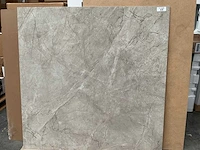 Kutahya storm grej gepolijst vloertegel 120x120 cm 57,6 m² - afbeelding 2 van  3