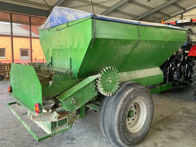 Kuxman k8000 kunstmeststrooier - 15m werkbreedte - afbeelding 1 van  9