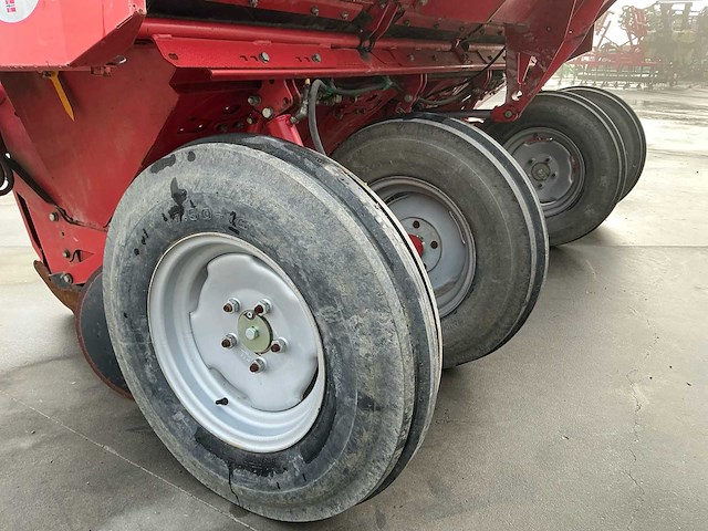 Kverneland aardappelplanter - afbeelding 10 van  18