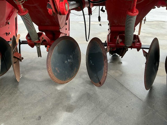 Kverneland aardappelplanter - afbeelding 9 van  18