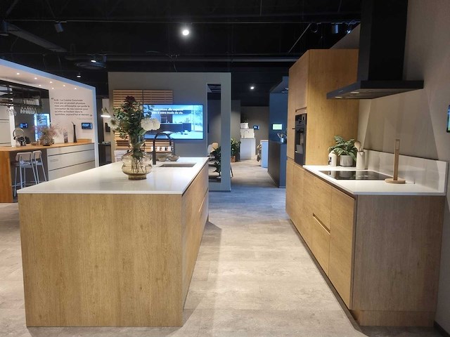 Kvik - ingerichte keuken - linéaris wood - afbeelding 7 van  7