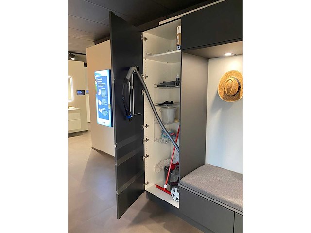 Kvik - mano grey - opberg/zitmeubel - storage cabinet - afbeelding 2 van  2