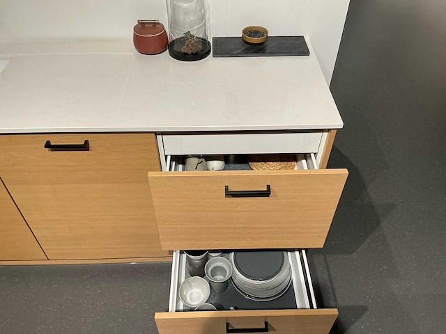 Kvik veda light oak keukenopstelling - afbeelding 10 van  23