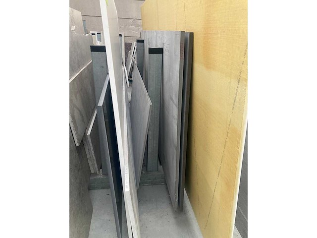 Kwartscomposiet donker - afbeelding 1 van  5