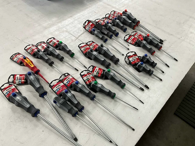 Kwb diverse schroevendraaiers (23x) - afbeelding 6 van  7