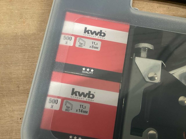 Kwb handtacker met nieten (5x) - afbeelding 3 van  4