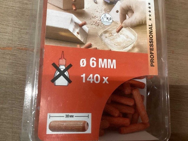 Kwb houten deuvel 6x30mm (50x) - afbeelding 3 van  5