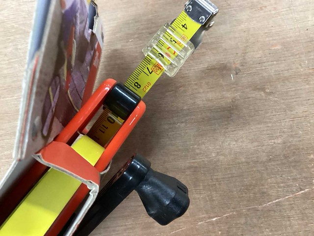 Kwb landmeter 30 meter, staal (8x) - afbeelding 4 van  5