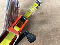 Kwb landmeter 30 meter, staal (8x) - afbeelding 4 van  5