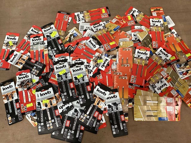 Kwb mix kavel decoupeerzaagbladen diverse (146x) - afbeelding 1 van  8