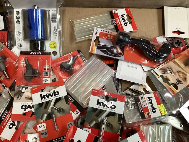 Kwb mix kavel diverse gereedschappen en accessoires (198x) - afbeelding 3 van  3