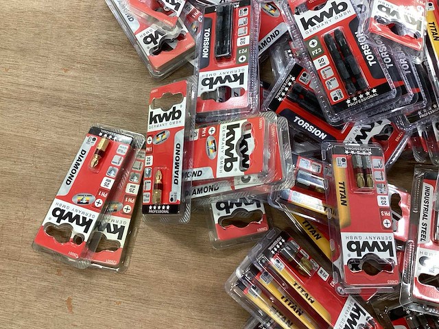 Kwb mix kavel diverse schroefbits (138x) - afbeelding 2 van  8