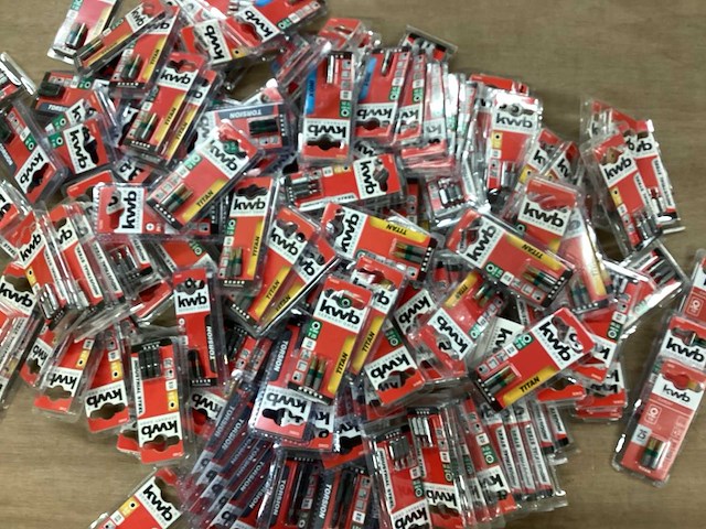 Kwb mix kavel diverse schroefbits (148x) - afbeelding 1 van  9