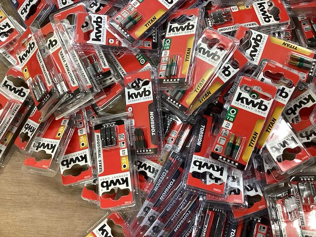 Kwb mix kavel diverse schroefbits (148x) - afbeelding 9 van  9