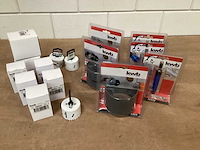 Kwb mix kavel gatenzagen, diverse maten (16x) - afbeelding 1 van  6