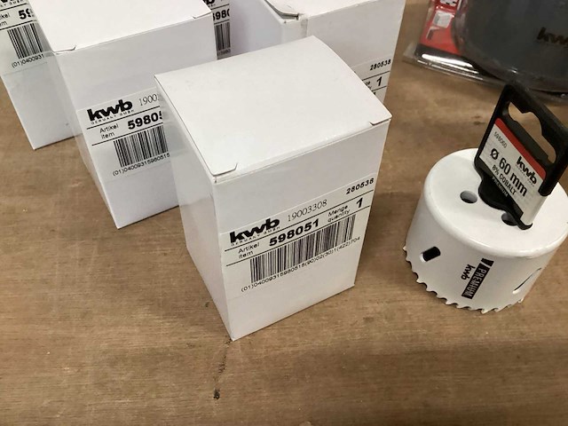 Kwb mix kavel gatenzagen, diverse maten (16x) - afbeelding 2 van  6