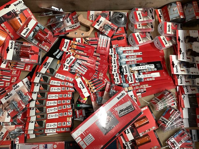 Kwb mix kavel gereedschappen en accessoires (138x) - afbeelding 1 van  8