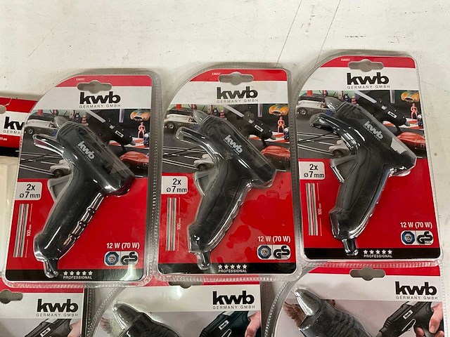 Kwb mix kavel lijmpistolen en lijm - afbeelding 2 van  7