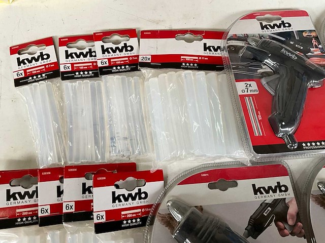 Kwb mix kavel lijmpistolen en lijm - afbeelding 5 van  7