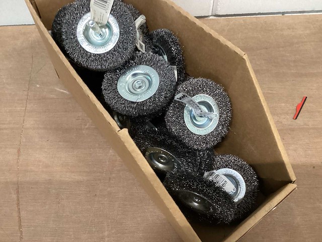 Kwb staalborstel op stift, 75 mm (24x) - afbeelding 3 van  3