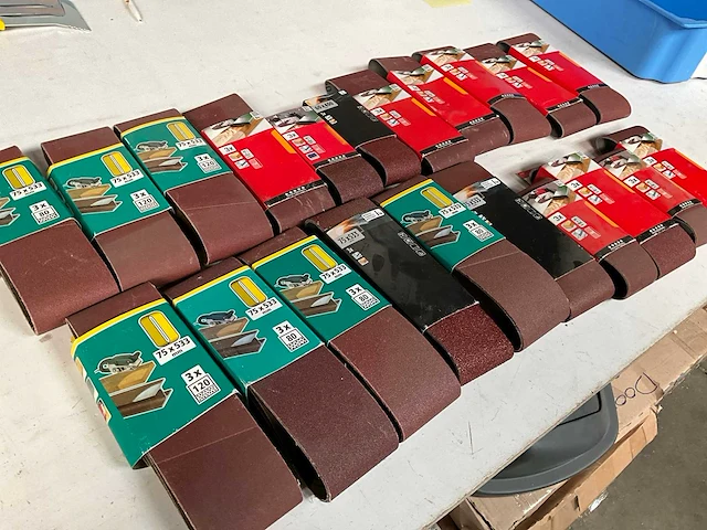 Kwb & wolfcraft diverse soorten schuurpapier voor bandschuurmachine - afbeelding 6 van  6