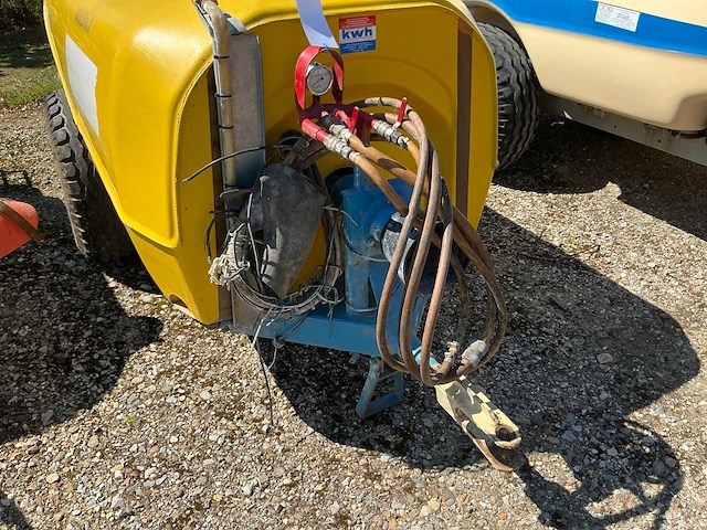 Kwh gedragen spuitmachine - afbeelding 1 van  3