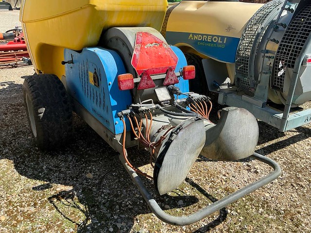 Kwh getrokken spuitmachine - afbeelding 7 van  7